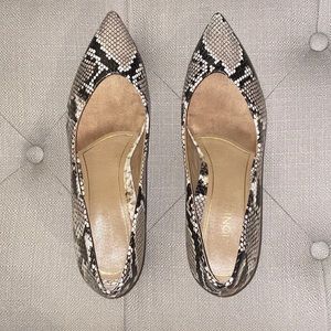 Vionic leather snake skin kitten pumps